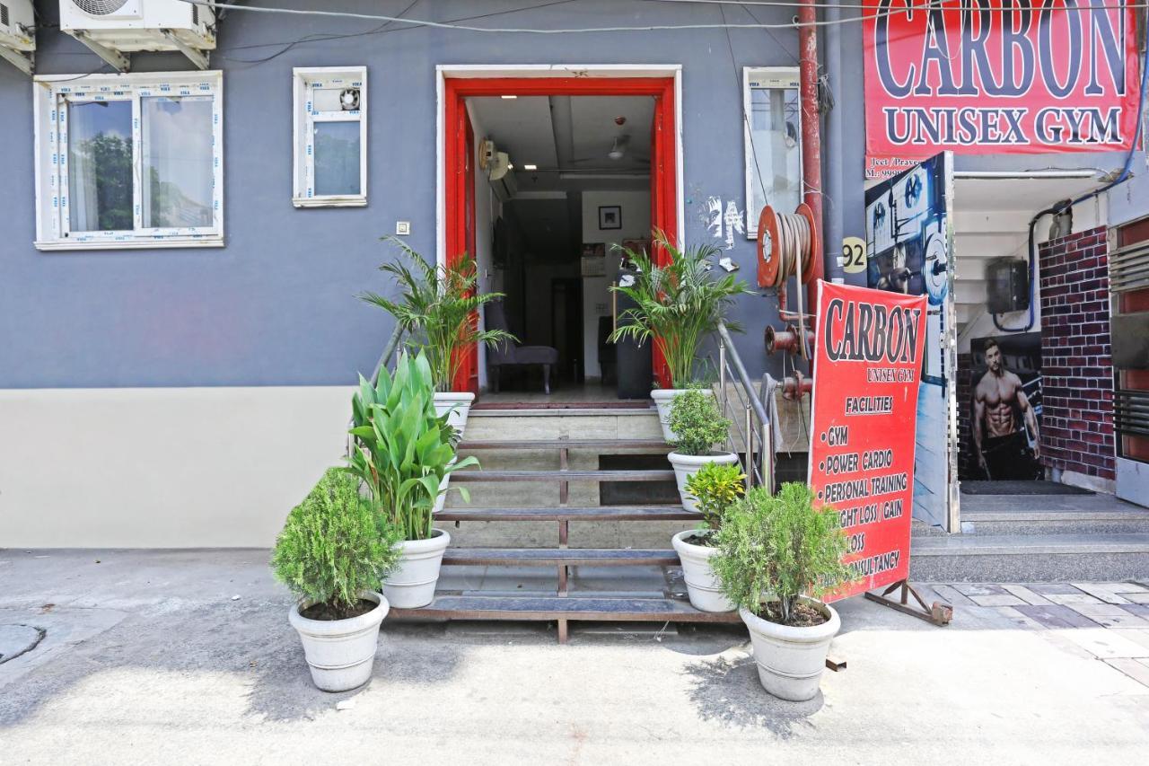 Hotel Raaso Inn Rohini Sec-16 By Arrow Delhi  Exterior photo