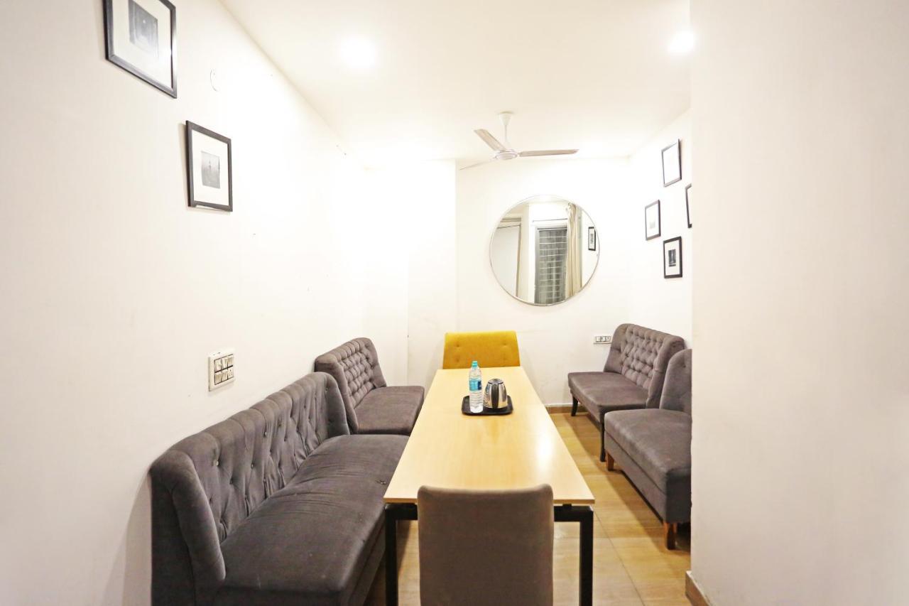 Hotel Raaso Inn Rohini Sec-16 By Arrow Delhi  Exterior photo