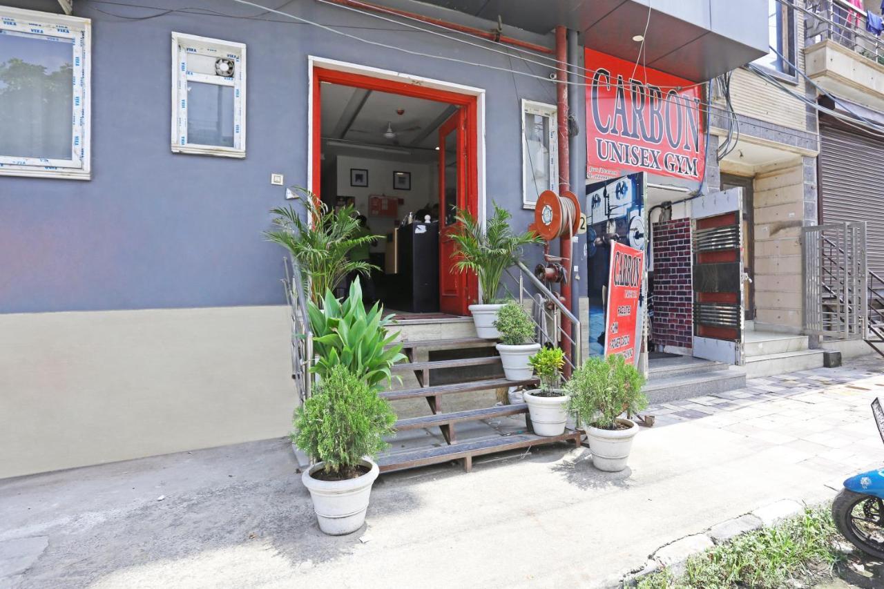 Hotel Raaso Inn Rohini Sec-16 By Arrow Delhi  Exterior photo